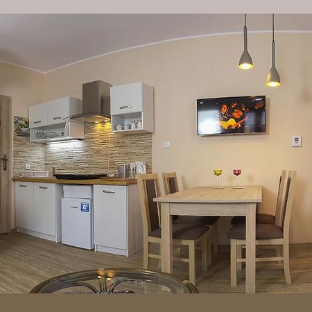 Cozy Apartment With Garden Gdansk Exterior photo
